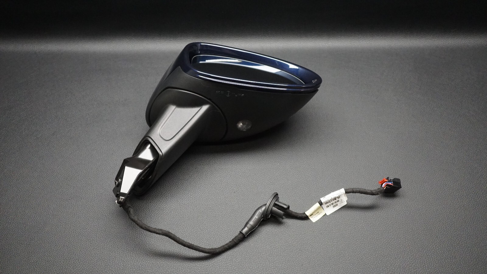 OEM PORSCHE MACAN FACELIFT RIGHT WING MIRROR ELECTRIC 15 PINS RHD  