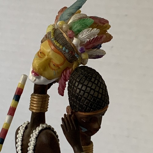 Afrikanisches Kunstwerk Stammeskostüm Ehemann Frau geschnitzte Harzfigur 16 Zoll Polyking - Bild 3 von 10