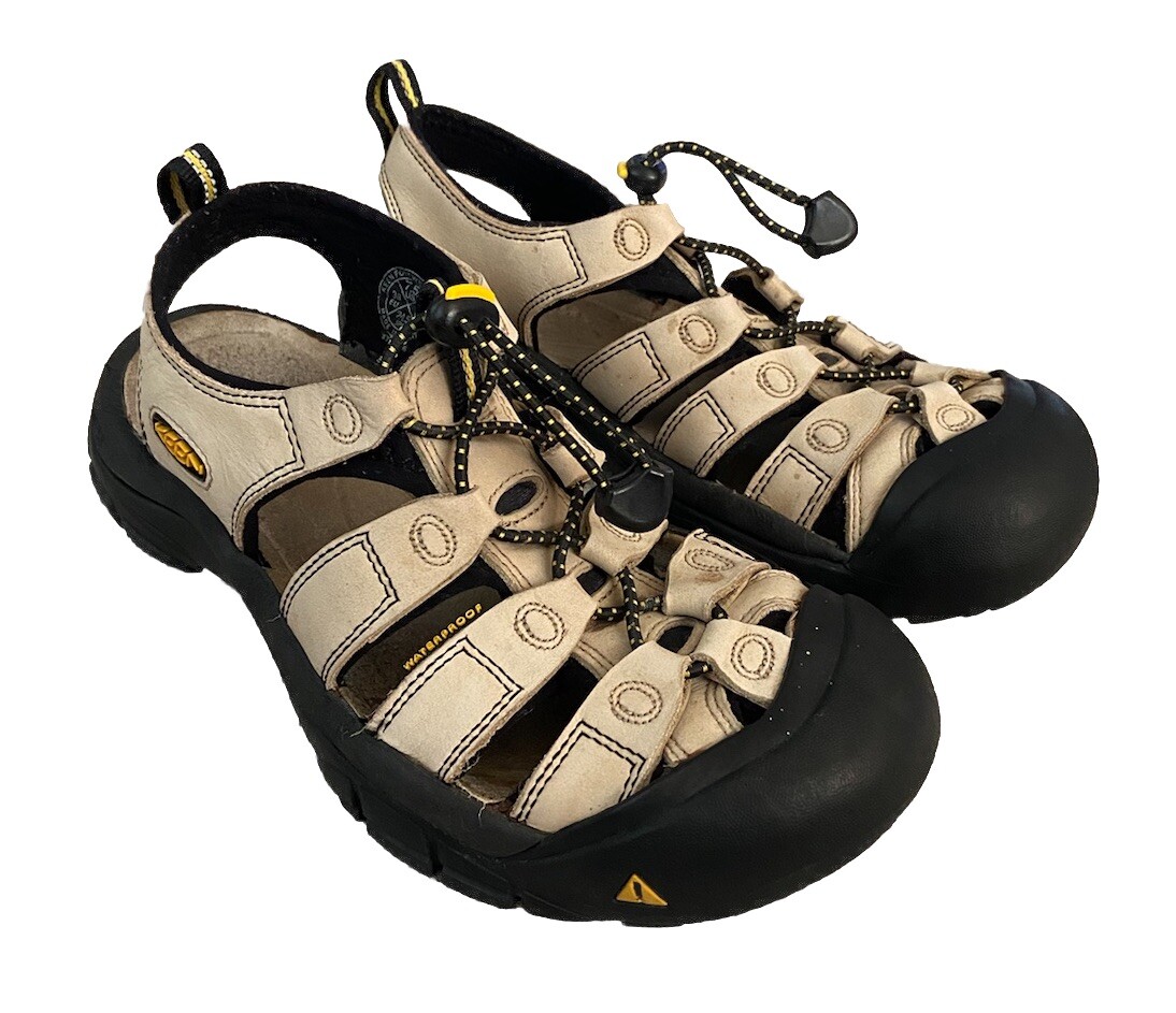 Scarpe sandali da trekking KEEN Newport in pelle argilla sbiadita misura 7 5 US