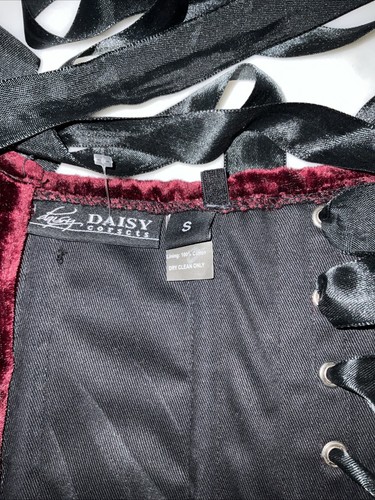 Lavish by Daisy Corsets- Deep Red Velvet Corset with Ribbon Size S - Picture 6 of 8