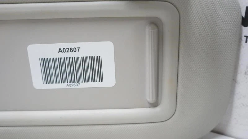 Mazda 2018 3 pasajeros parasol derecho gris GJS1-69-270D-75 OEM Foto 2 de 4