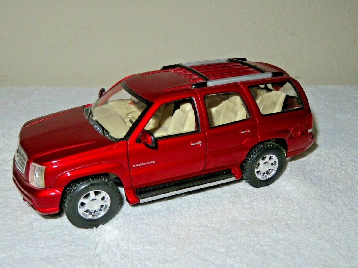 ORIGINAL 2002 CADILLAC ESCALADE RED 1:24 SCALE WELLY | eBay