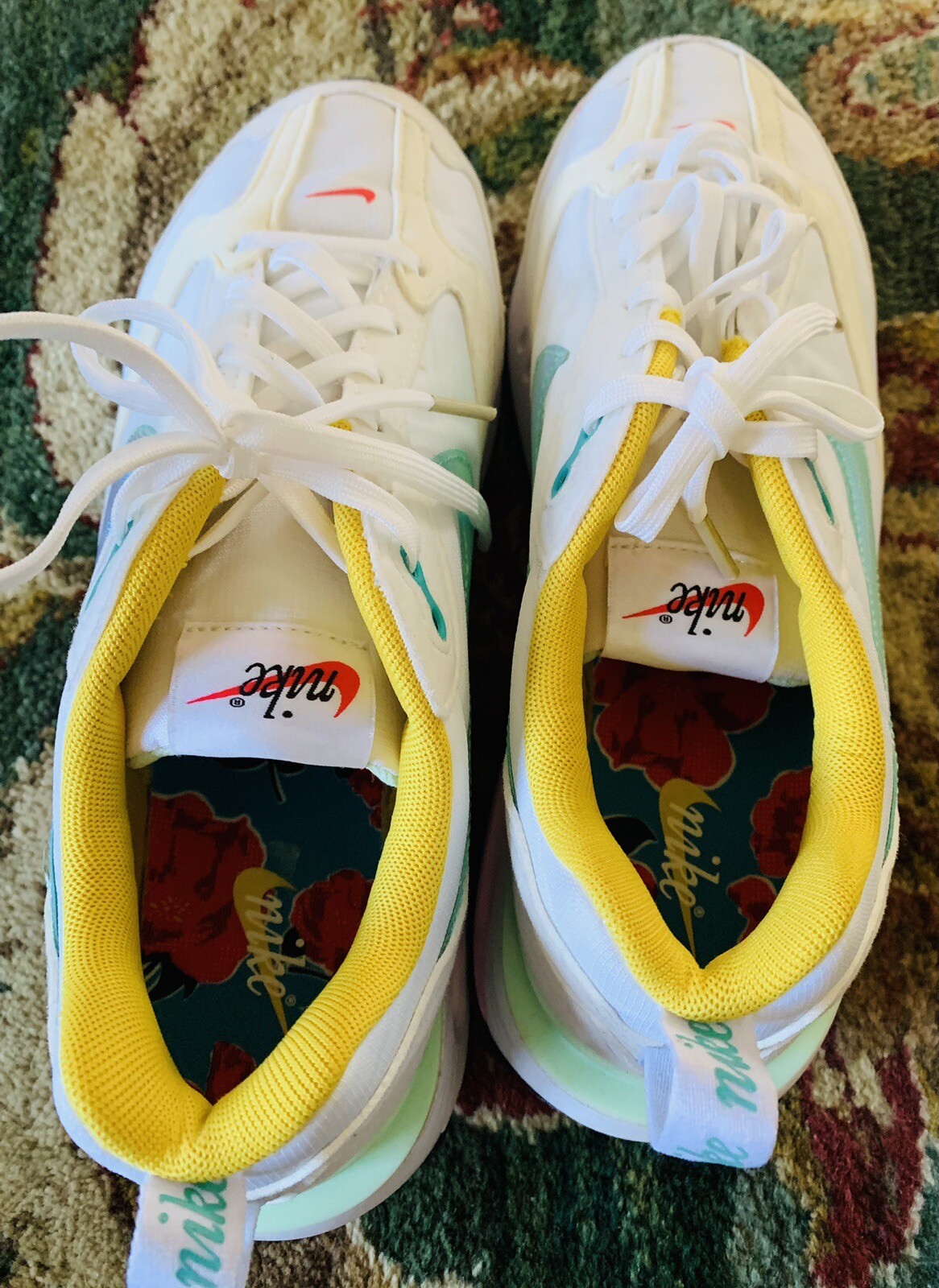 New Women's Nike Air Max Dawn White/Mint Running Shoes Size 9 DQ7653