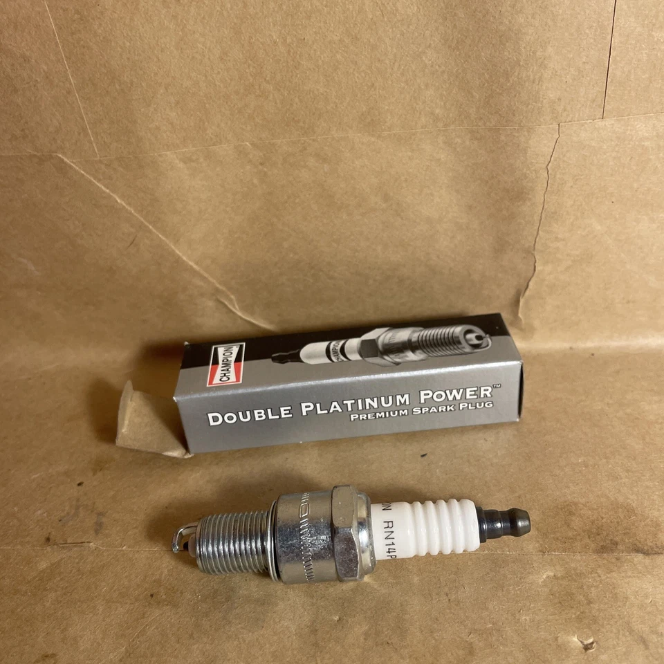 Spark Plug Champion Spark Plug 7031 (G-2-01-05) — 第 3/4 张图片