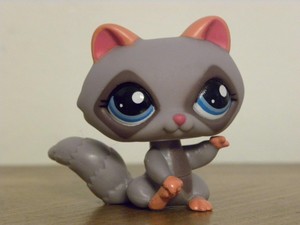 littlest pet shop raccoon