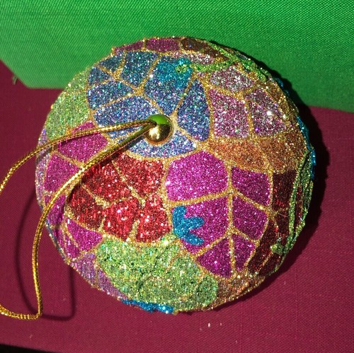 Glamour Designer Jim Marvin Glitter Tobacco Leaf 4" Ball Christmas Ornament NEW - Picture 5 of 6