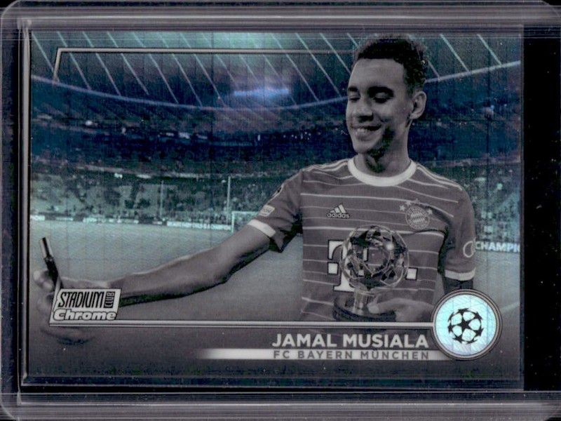 2022-23 Stadium Club Chrome Jamal Musiala Black & White Prism Refractor #/350