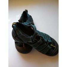 Keen Kids Newport H2 Hiking Waterproof Sandals Boys girls Youth sz 1