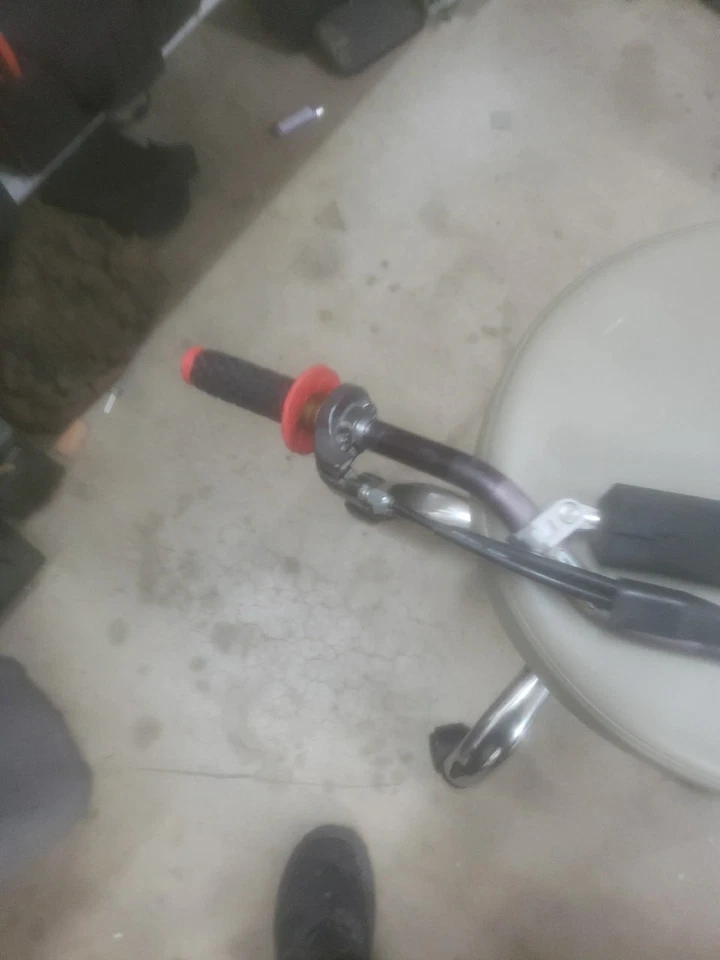 Barras cónicas Honda XR650L ProTaper y empuñaduras nuevas con barril de acelerador y cables Foto 4 de 4