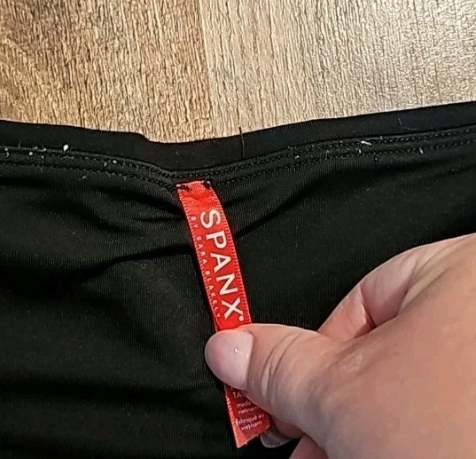 SPANX Ankle Length Ponte Black Leggings - Image 4 of 4