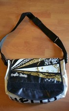 HELLO KITTY MESSANGER BAG 17X13 PREOWNED