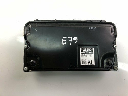E79 TOYOTA Control Unit 89661-F4250 - Picture 4 of 4