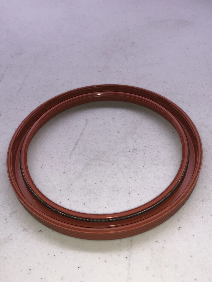 Crusader Oil Seal R047041A - Image 2 of 2
