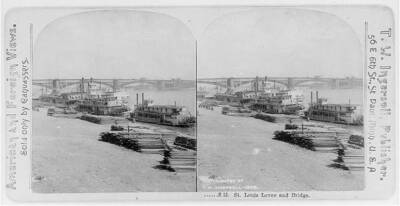 Mo - St Louis - View of Levee looking toward Eads Bridge Old Photo