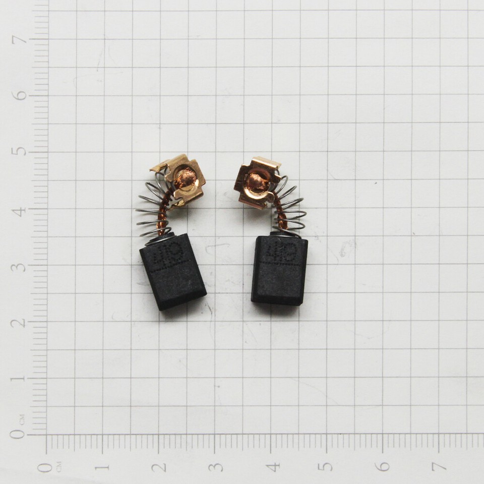 Spazzole di carbone per Makita HP1641F, HP1641FK trapano a percussione Spazzole di carbone per Makita HP1641F, HP1641FK trapano a percussione