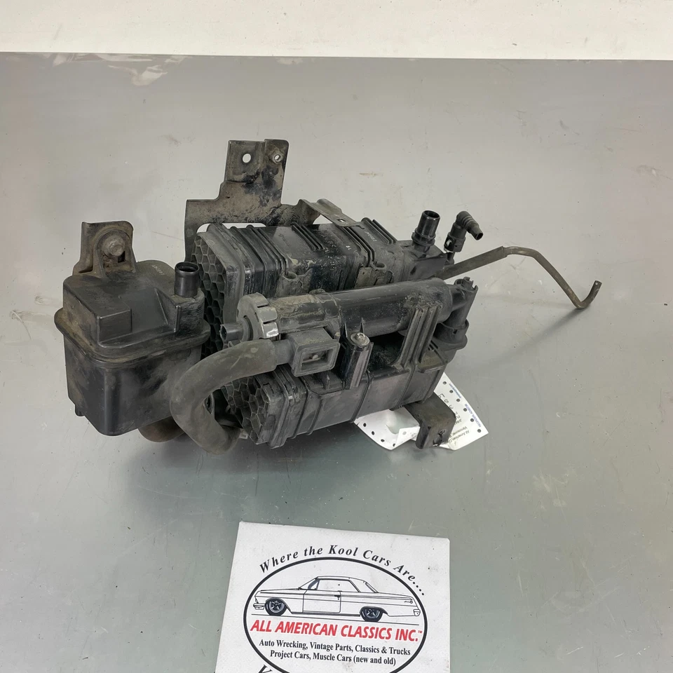 Honda S2000 2006 bote de vapor de combustible - OEM Foto 3 de 4