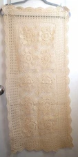 Vintage Cream Crochet Table Runner Flower Scalloped Edge Boho Floral 1960s