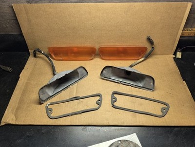 1972-77 Dodge Ramcharger D100 Lil Red Express Front Turn Signal Assemblies Oem