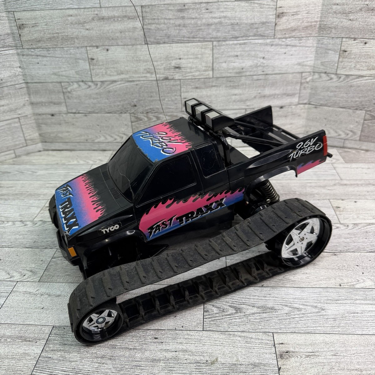 Vintage Tyco 9.6 Turbo Fast Traxx Pickup Truck W/Box Battery