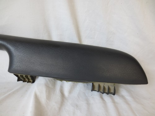 03-06 Chevy Silverado arm rest L&R GRAPHITE *broken tabs* ~ 015 07 22 25 - Picture 4 of 20