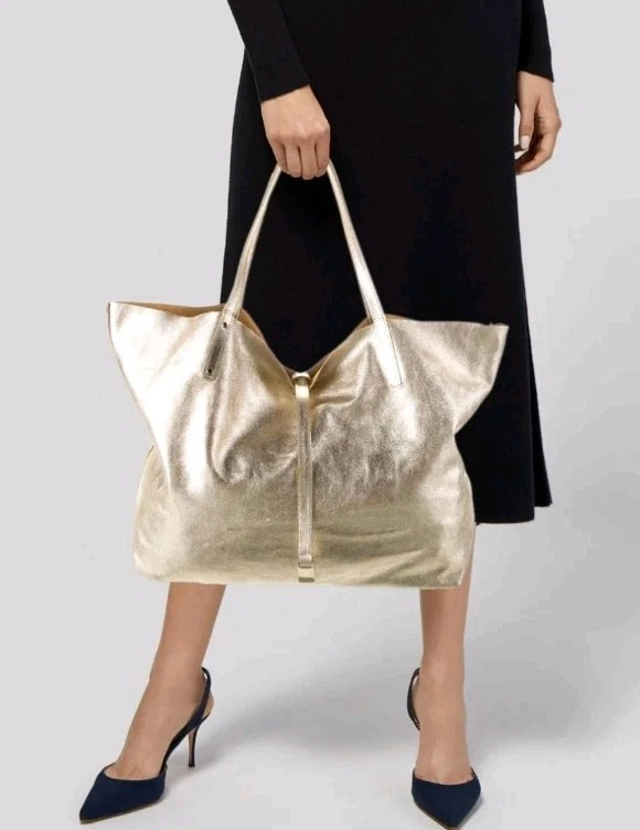 Bolso de Mano Tiffany & Co. Reversible Metálico Dorado Cuero/Gamuza Bronceada con Bolsa $1,700 Foto 2 de 4
