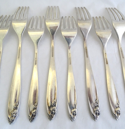 WALLACE STERLING FLATWARE / ASSORTED / 37 PIECES / WITH CASE / CBa1 - Picture 8 of 24