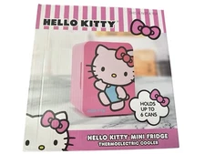 Pink Hello Kitty 6 Can Personal Mini Fridge Thermoelectric Cooler 4L New Sanrio