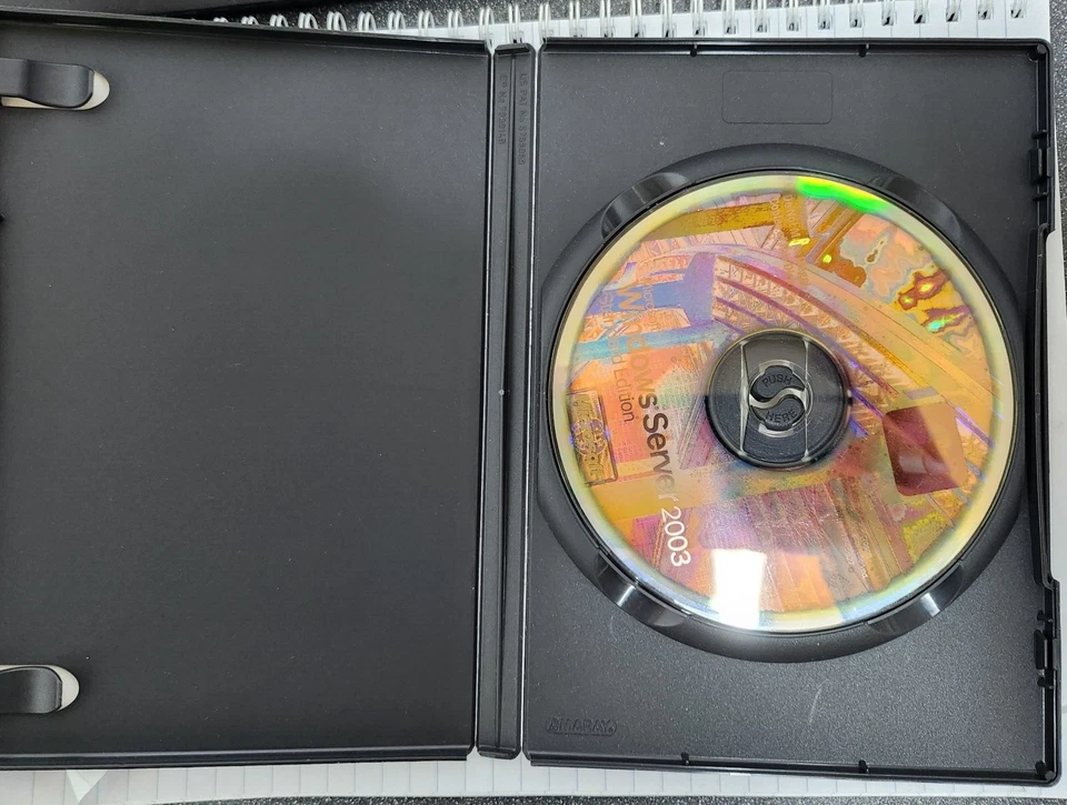 Microsoft Windows Server Standard 2003 con clave de producto Foto 2 de 4