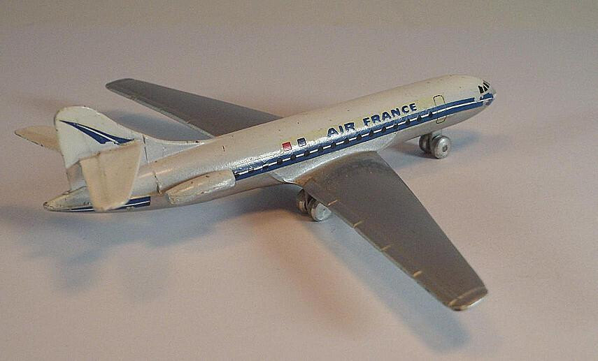Avion Miniature CIJ / Solido 1/300 – SE 210 Caravelle Air France – Ancien – Occasion