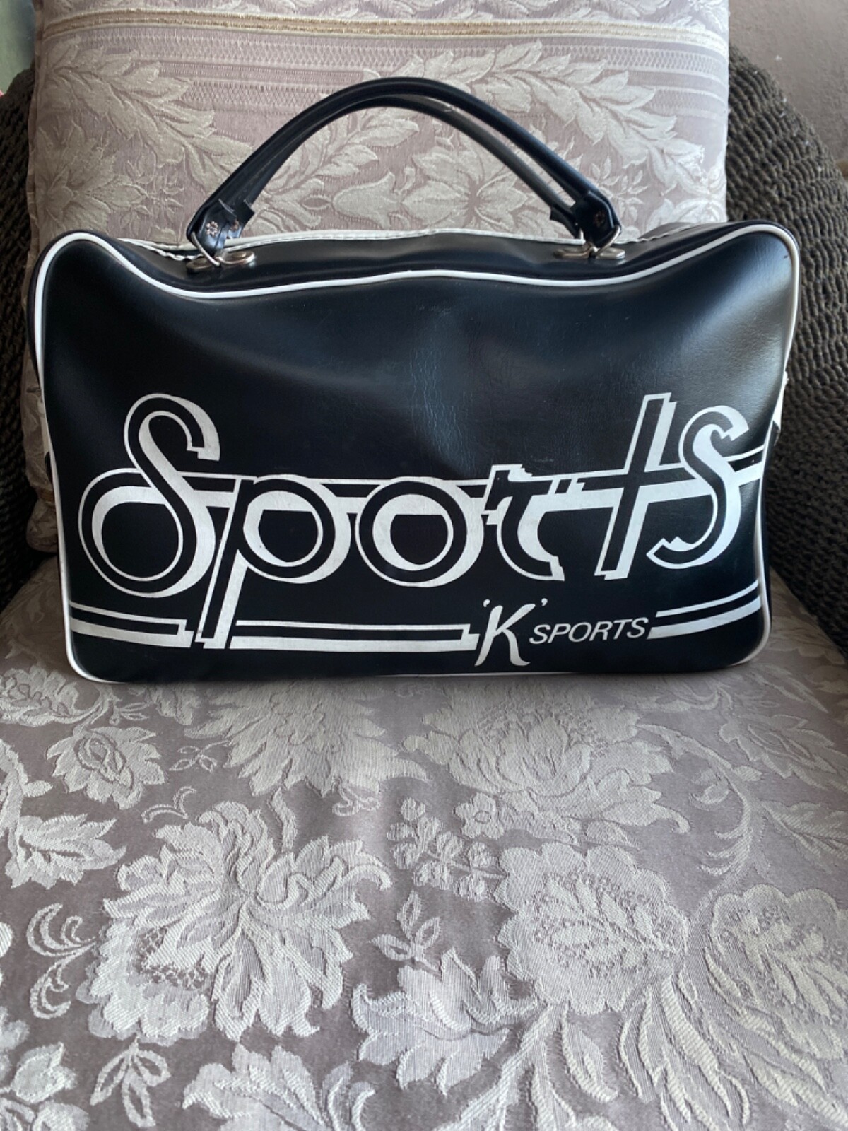Vintage K Sports Vinyl Gym bag 1970s,Holdall,Mod,scoo… Gem