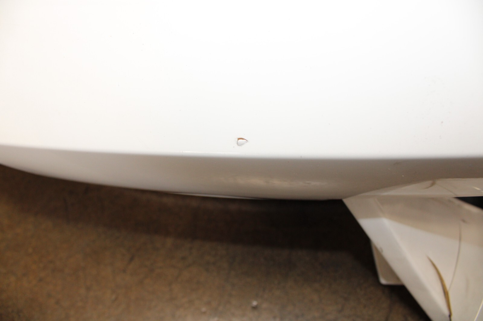 Lamborghini Gallardo, LP560, 550, Front Bumper, Cracked, Used, P/N 400807429B