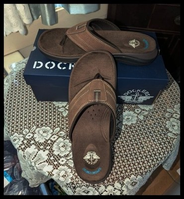 NEW Men's Dockers Banks Casual Flip Flop Sandal Shoe 9M