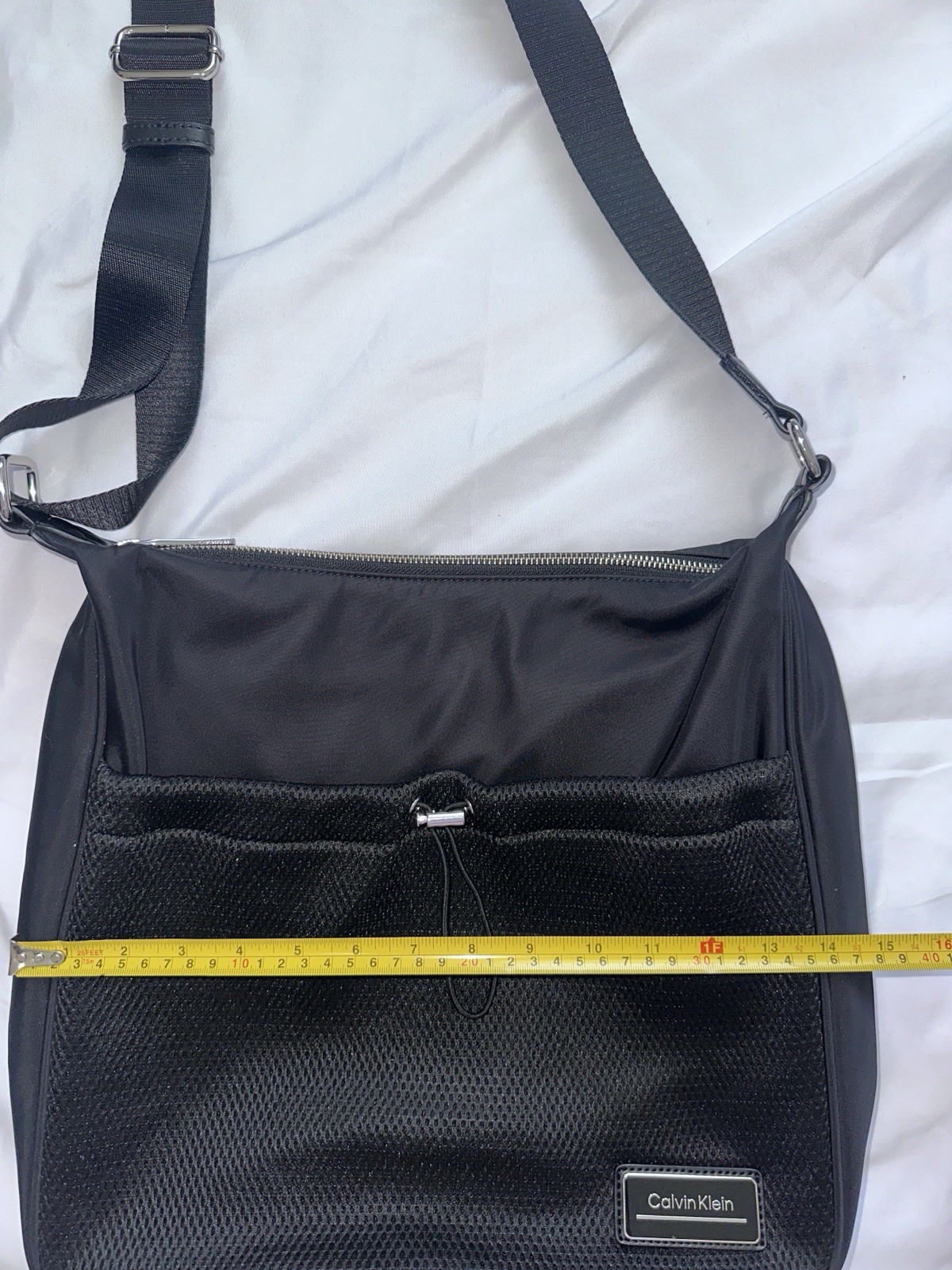 Calvin Klein Black Solid Crossbody Bag w/ Adjustable Strap, Outer Pockets, Zip — image 3