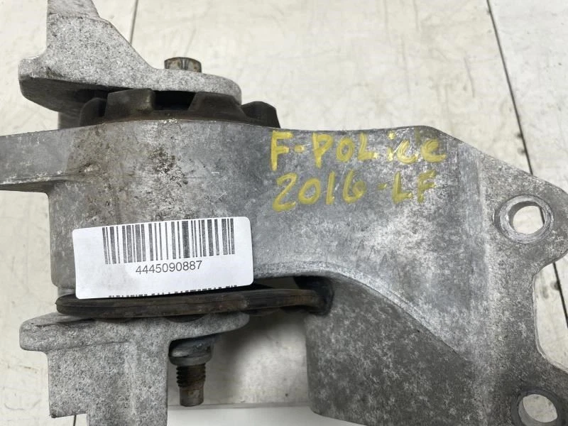 Ford Taurus 2015 equipamiento policial 3,5 L delantero izquierdo conductor montaje motor con soporte Foto 2 de 4