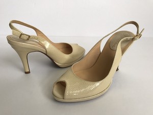 beige heels size 5