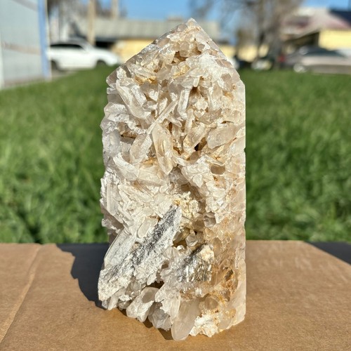 1.67LB Natural Agate coexists with white crystal clusters Obelisk tower point - 第 6/14 張圖片