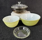 PYREX LOT OF DIFFERENT ITEMS LOOK AT PICS COMES AS IS 4 ITEMS AND LID