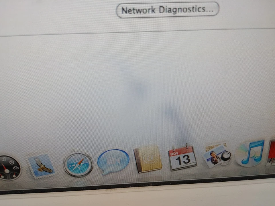 Good Condition Apple 17inch iMac White Late 2006 2Ghz C2D 1GB RAM 160GB HDD - Image 4 of 4