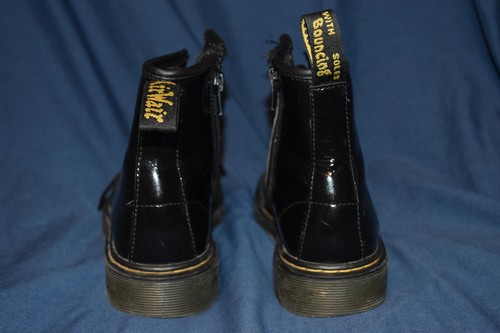 Doc Martens Junior's Size 3 1460J Lace-Up Boots Shoes - Picture 4 of 8