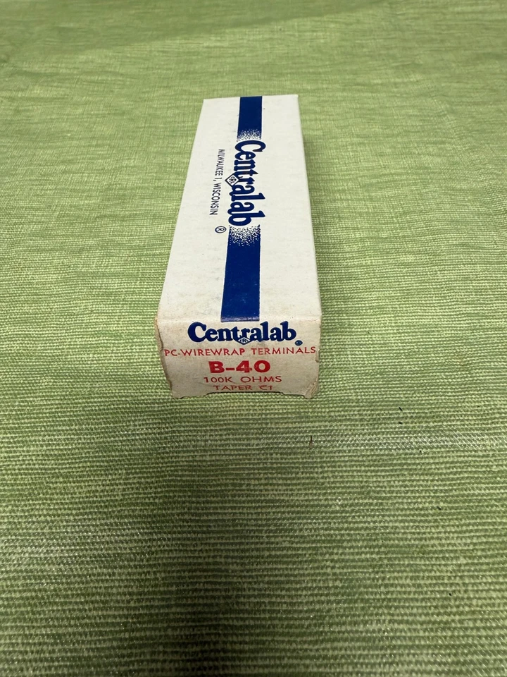 Potenciómetros Centralab NOS - Caja de fábrica de 5 (B-26, B-22, B-40) - Milwaukee EE. UU. Foto 3 de 4