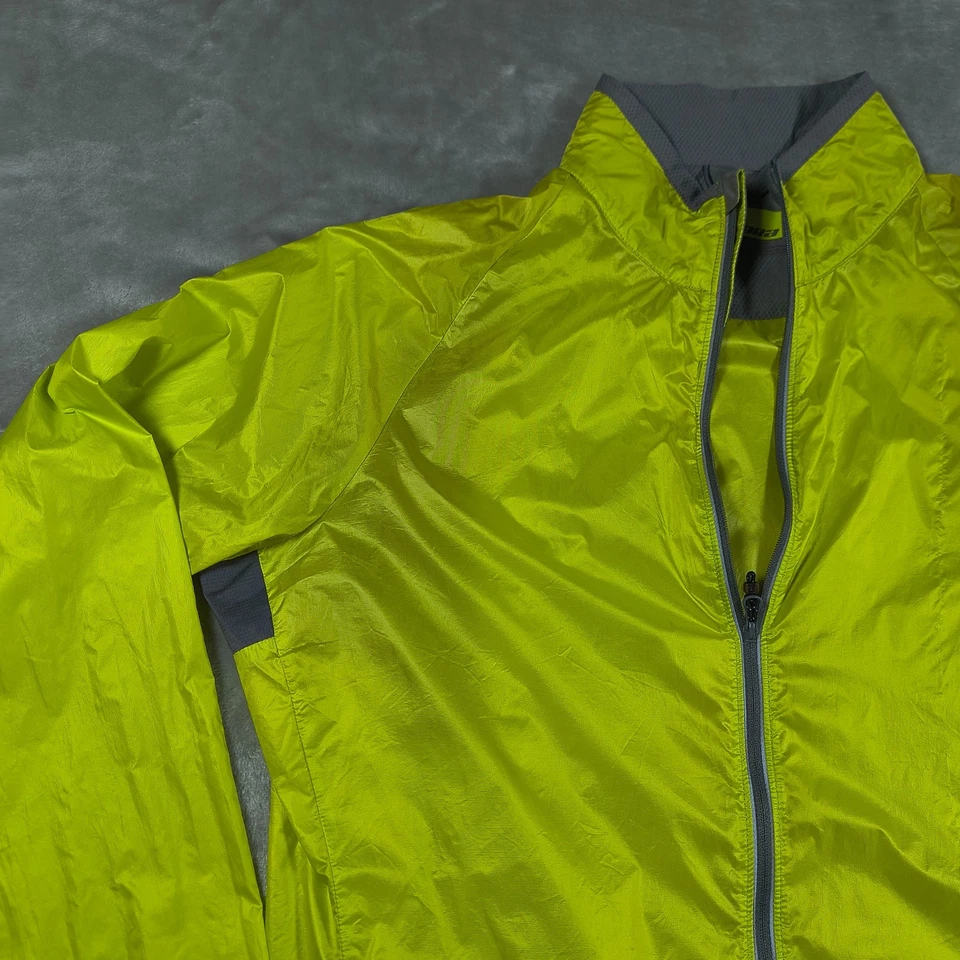 Novara Cycling Wind Jacket Mens Medium Yellow Reflective Packable Lightweight - Image 4 of 4