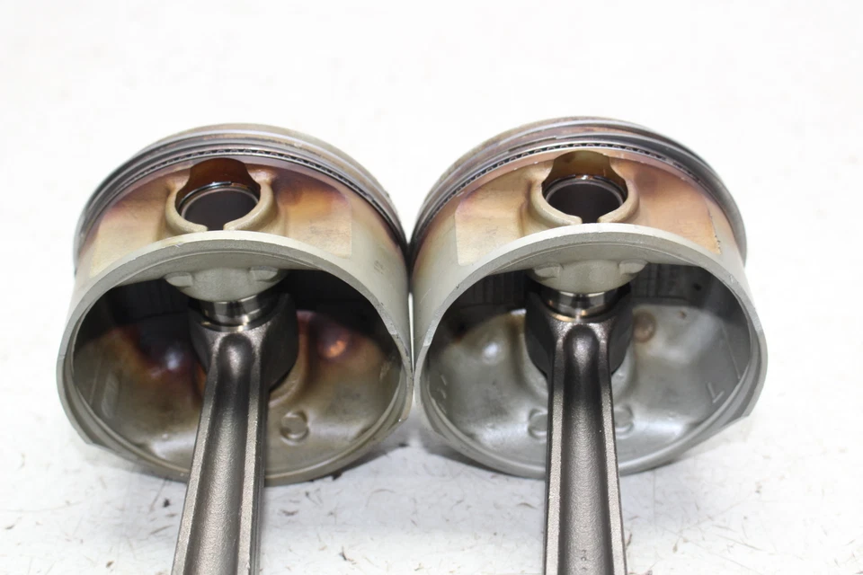 Suzuki Intruder 1500 VL1500 1998 motor pistones con bielas  Foto 2 de 4