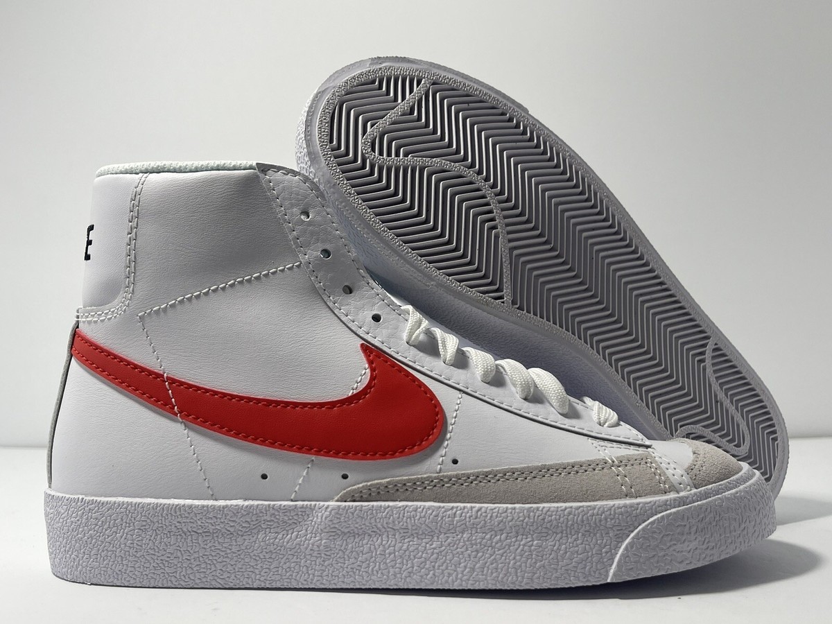 NIKE BLAZER 77VNTGタグ付き箱付き RARE Nike Blazer Mid '77 VNTG GRATEFUL DEAD New+Box Shoes
