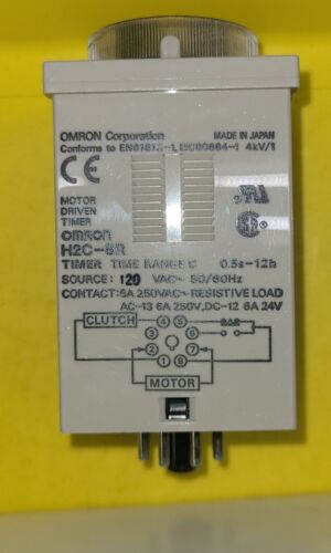Omron H2C-8R Timer motore dimensione 1/16 DIN UPC 4536853493325 - Foto 2 di 2