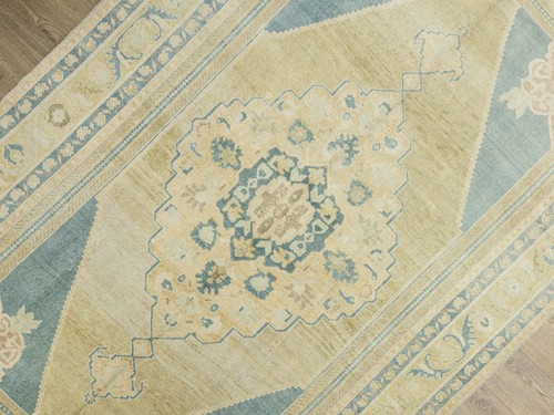 Vintage Turkish Oushak Rug – 6'6"x10'10" – Hand-Knotted Wool, Taupe & Soft Blue - Picture 6 of 13