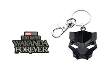 Official Marvel Black Panther WAKANDA FOREVER PIN + 3D HEAD MASK KEYCHAIN Combo