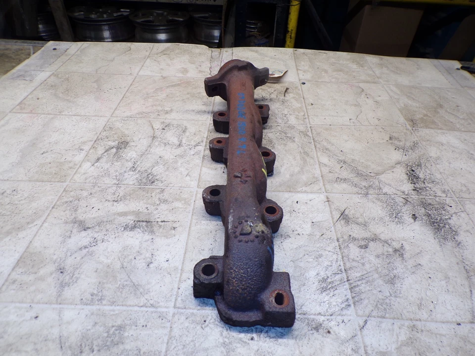 Dodge Pickup 1500 00-07 Durango 2002-2007 4,7 colector de escape pasajero derecho Foto 2 de 4