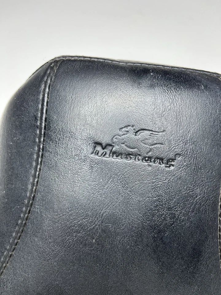 1997-2003 Mustang Motorcycle Products HARLEY-DAVIDSON ROAD KING FLHR SEAT - Image 2 of 4