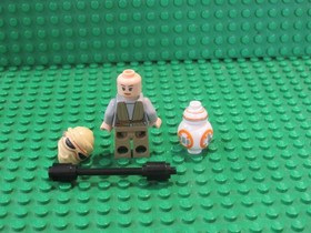 Lot 2 LEGO Star Wars Minifigures  Rey BB8 BB-8 75099 75105 75178 75148 75236 R54