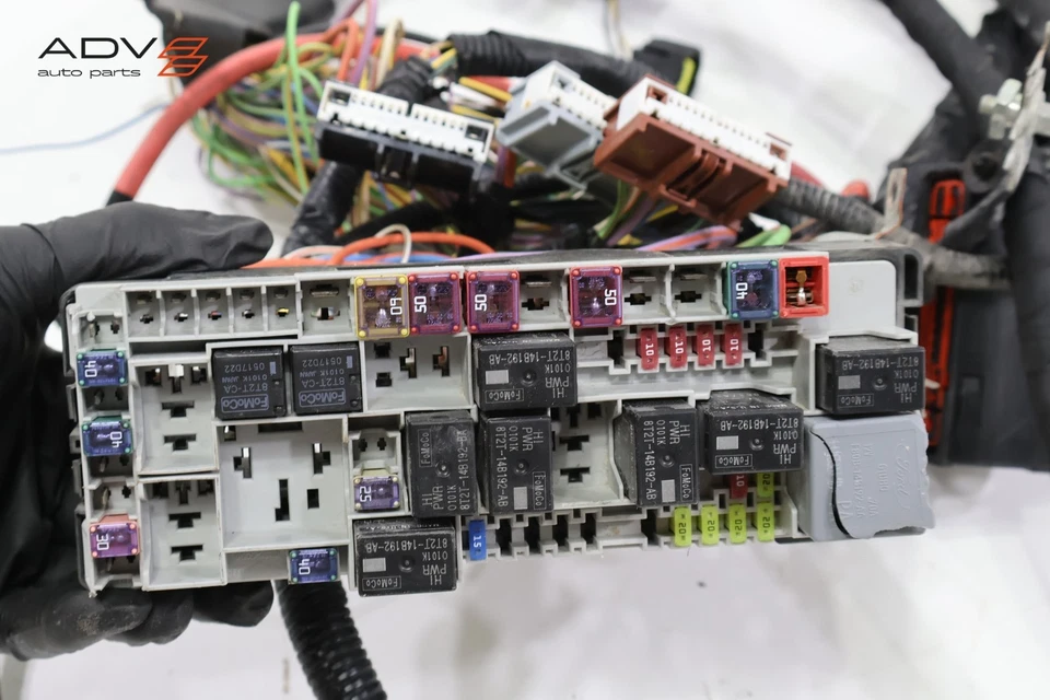 Ford Explorer 2017 2,3 L bahía de motor arnés de cableado con caja de fusibles OEM Foto 4 de 4